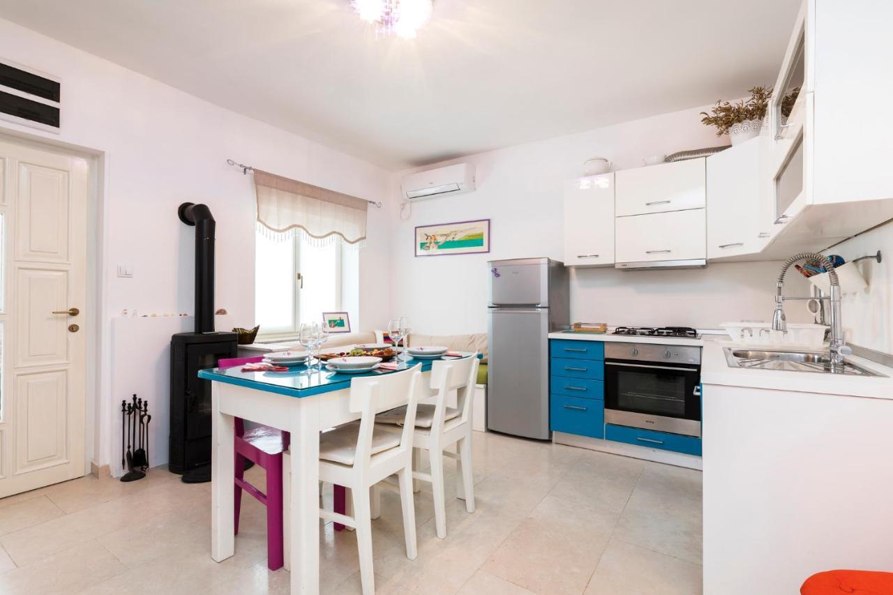 Casa Maria 2 Apartment Mali Losinj Bagian luar foto