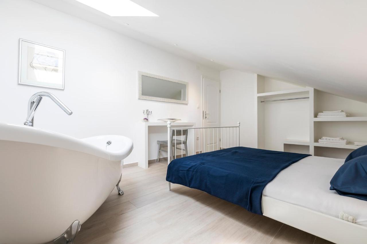 Casa Maria 2 Apartment Mali Losinj Bagian luar foto